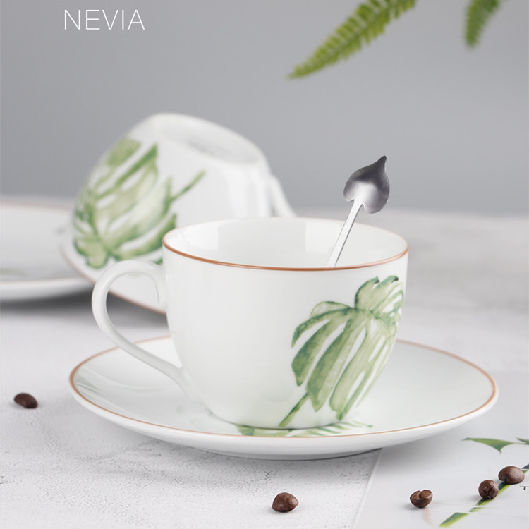 Ceramic-coffee-cup-with-coffee-spoon