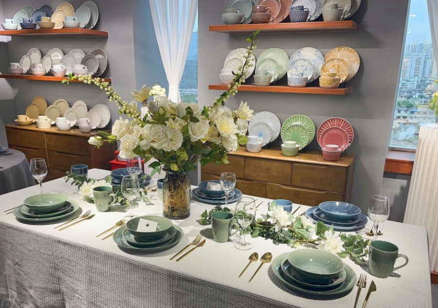 Green ceramic dinner set -showroom.jpg